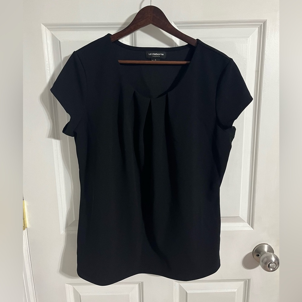 Liz Claiborne Black Cap Sleeve Pleated Blouse